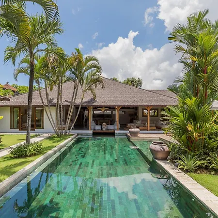 Villa B