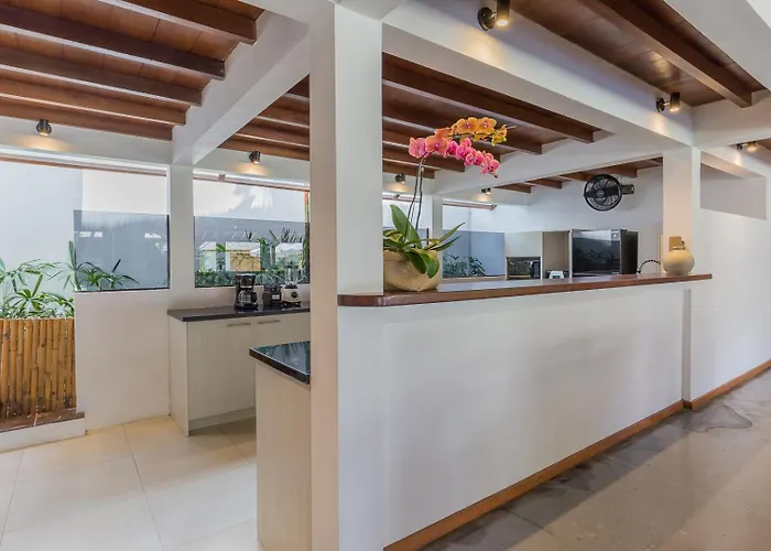 B Villa