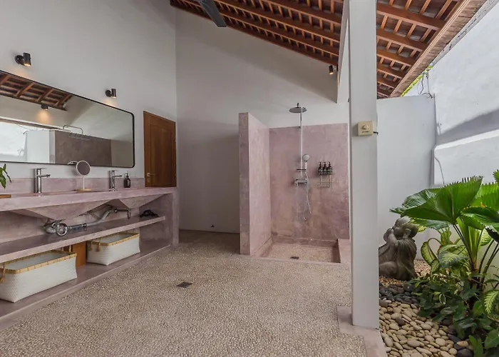 B Villa